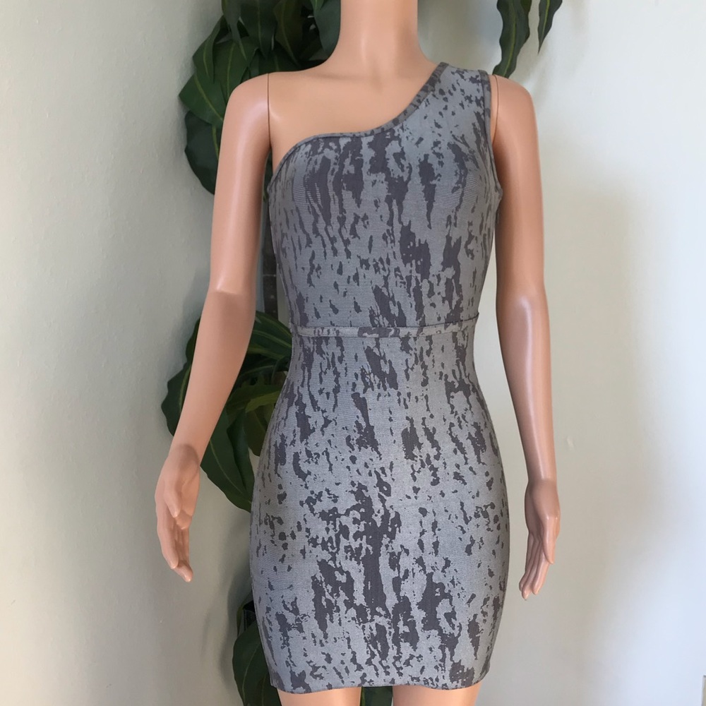 One sleeve bandage dress